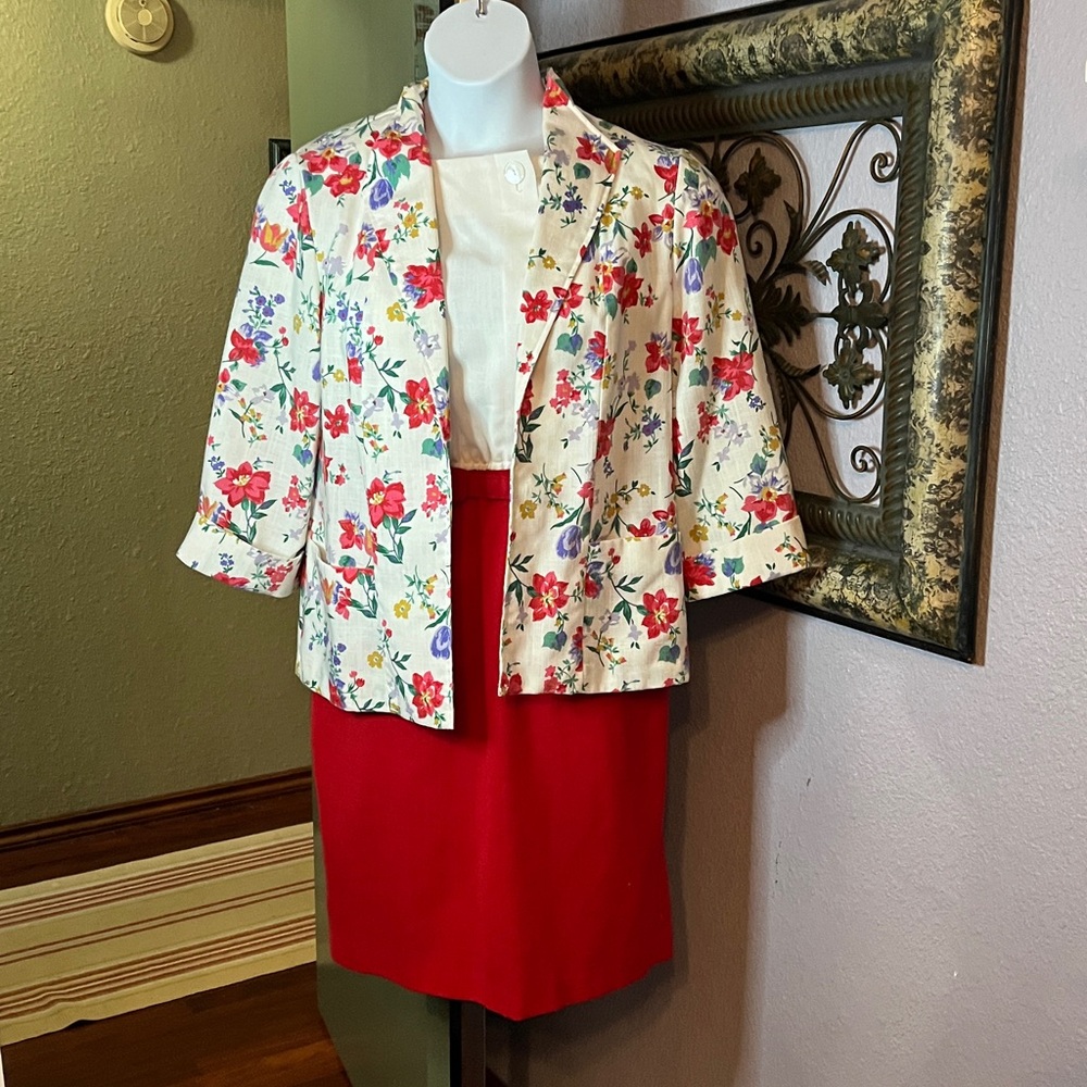 VTG Berg-Ray Frocks Floral Blazer with white & red dress/matching belt Sz 12
